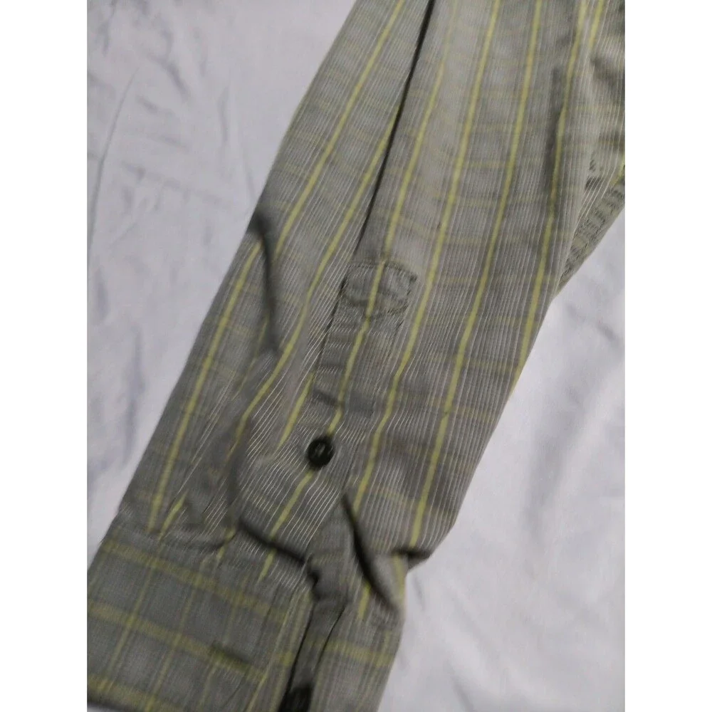 The North Face marks sleeve